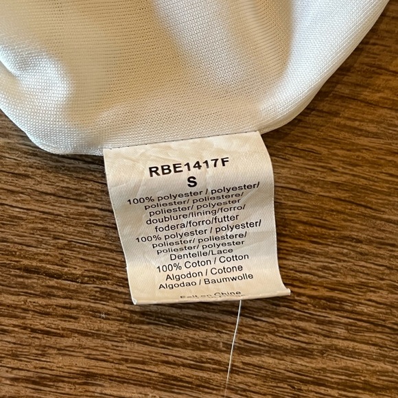 Best Mountain Blue and White Dress - Picture 4 of 5